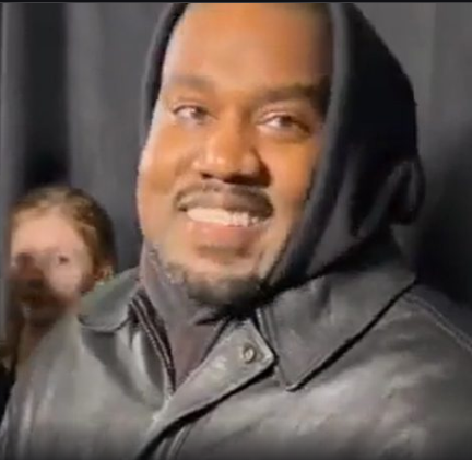  Image of Kanye West says he has not touched cash in 4 years (video)